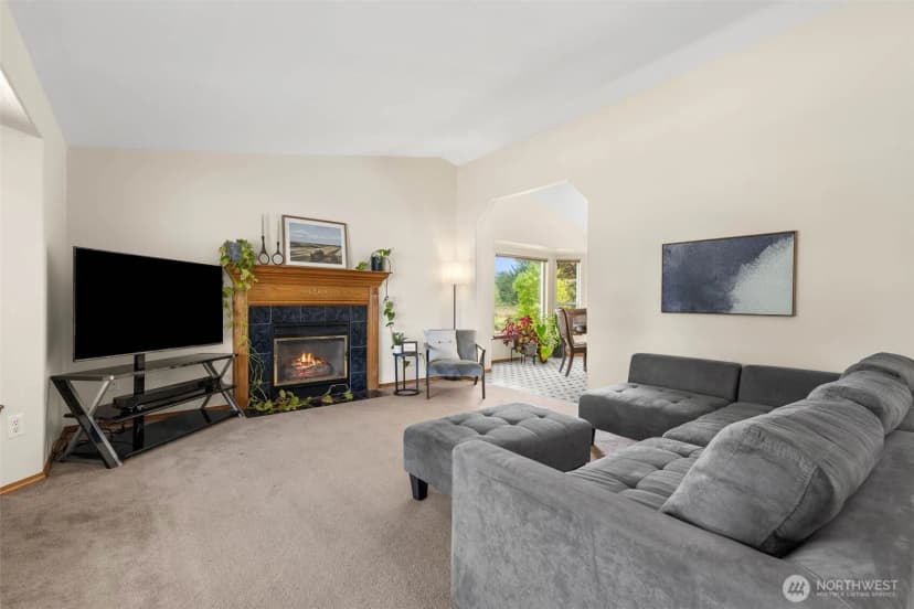 Property photo for 32311 87th Avenue E, Eatonville photo 8