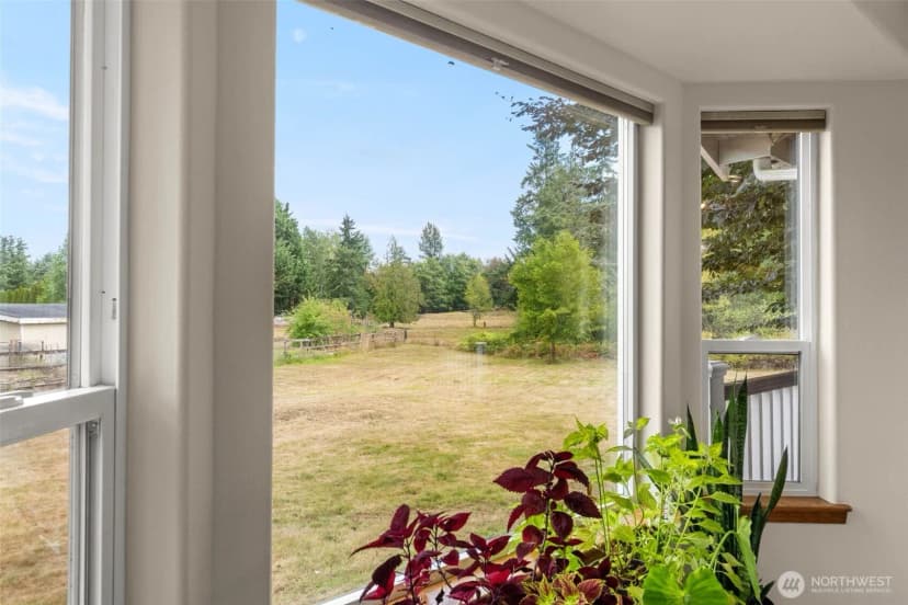 Property photo for 32311 87th Avenue E, Eatonville photo 18