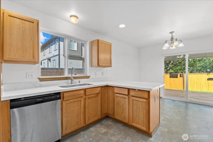 Property photo for 2309 179th St Court E, Tacoma photo 13