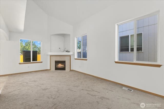 Property photo for 2309 179th St Court E, Tacoma photo 4