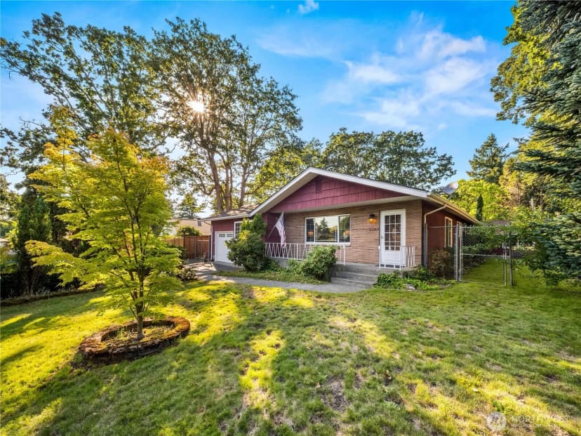 Property photo for 10510 Becker Drive Sw, Lakewood photo 30