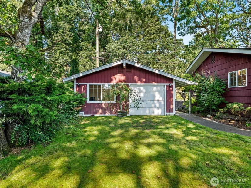 Property photo for 10510 Becker Drive Sw, Lakewood photo 26