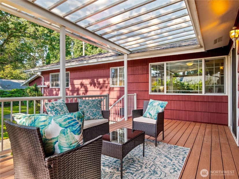 Property photo for 10510 Becker Drive Sw, Lakewood photo 21