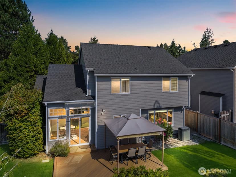 Property photo for 4003 252nd Avenue Se, Sammamish photo 35