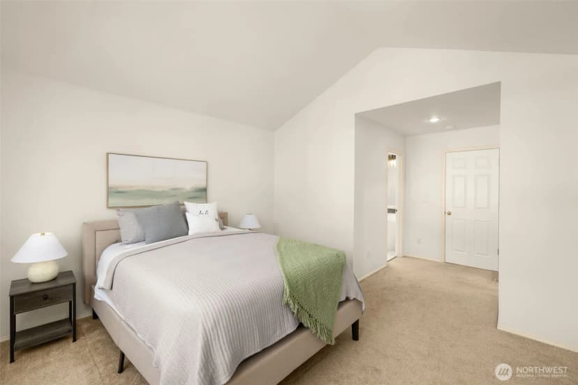 Property photo for 4003 252nd Avenue Se, Sammamish photo 25