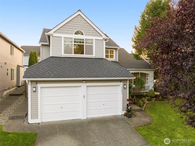 Property photo for 4003 252nd Avenue Se, Sammamish photo 2