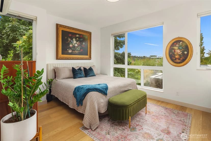 Property photo for 3805 Fremont Lane N, Seattle photo 15