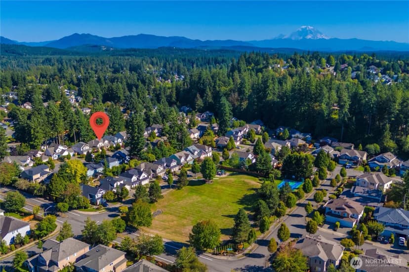 Property photo for 24108 231st Place Se, Maple Valley photo 2
