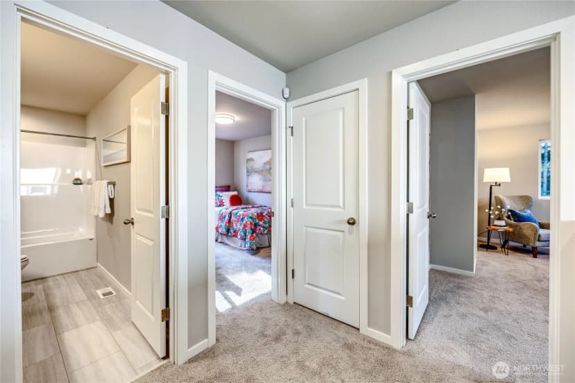 Property photo for 168 Ne Shadowhawk Lane, Bremerton photo 27