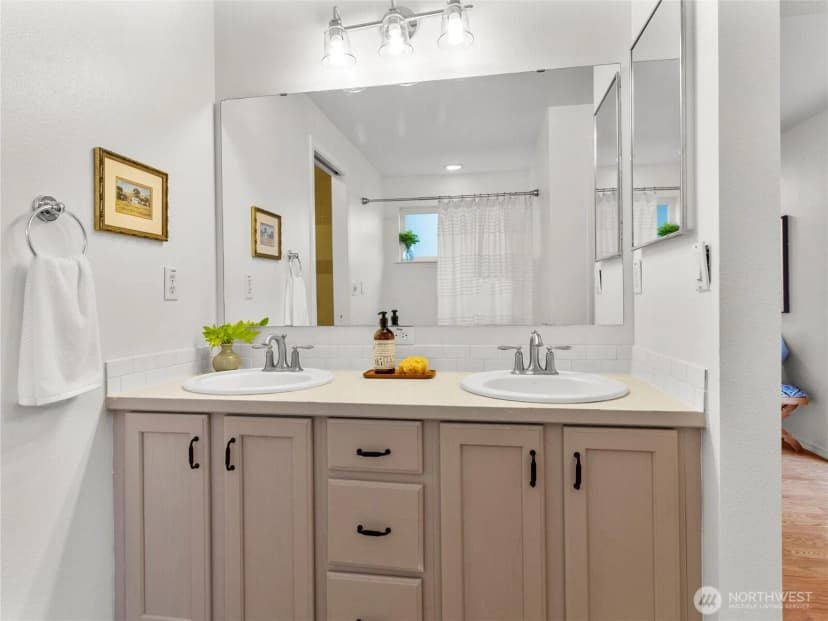 Property photo for 2240 56th Avenue Sw, Tumwater photo 21