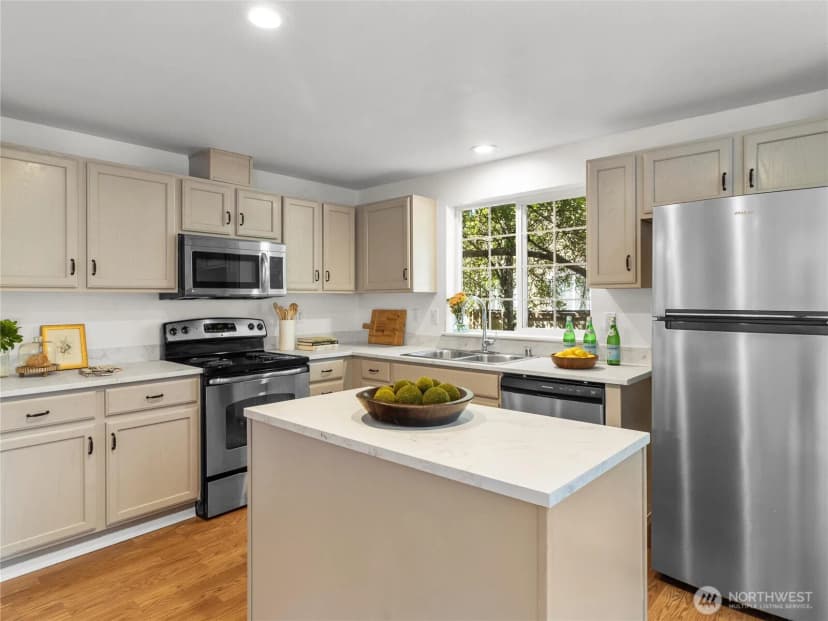Property photo for 2240 56th Avenue Sw, Tumwater photo 14