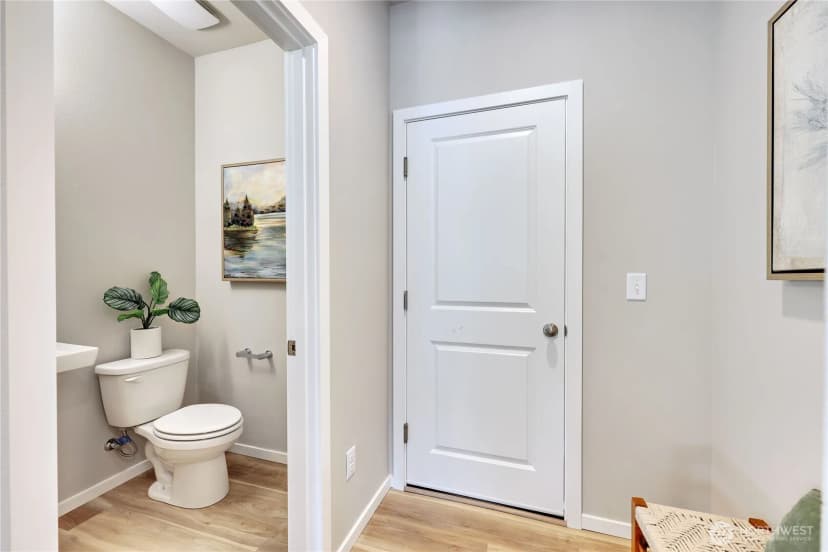 Property photo for 344 Ne Shadowhawk Lane, Bremerton photo 16