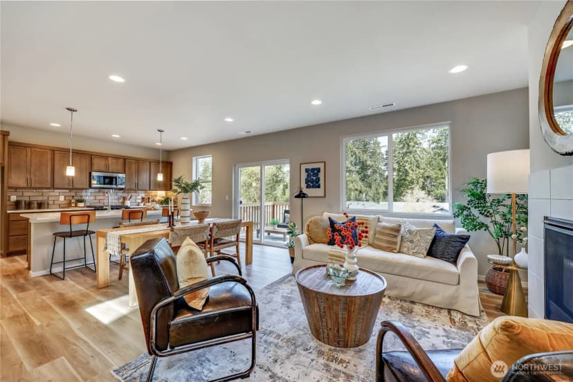 Property photo for 344 Ne Shadowhawk Lane, Bremerton photo 7