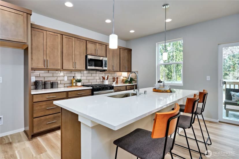Property photo for 344 Ne Shadowhawk Lane, Bremerton photo 13