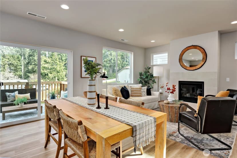 Property photo for 344 Ne Shadowhawk Lane, Bremerton photo 12