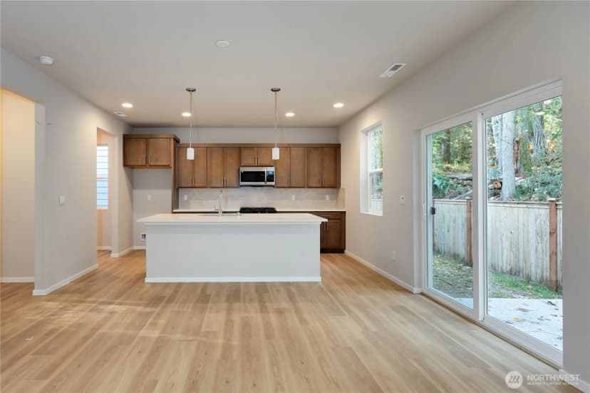 Property photo for 344 Ne Shadowhawk Lane, Bremerton photo 6