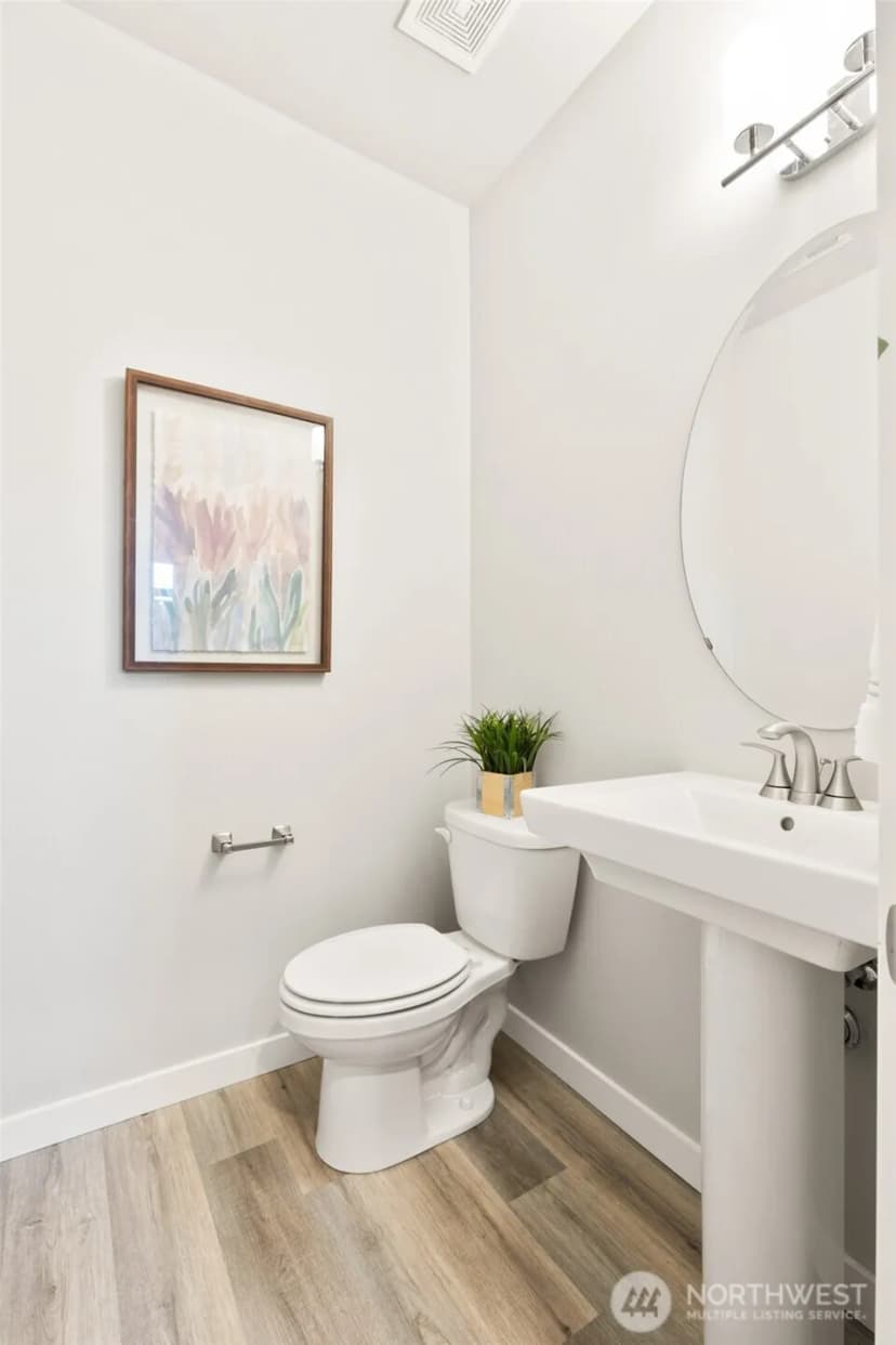 Property photo for 154 Ne Shadowhawk Lane, Bremerton photo 16