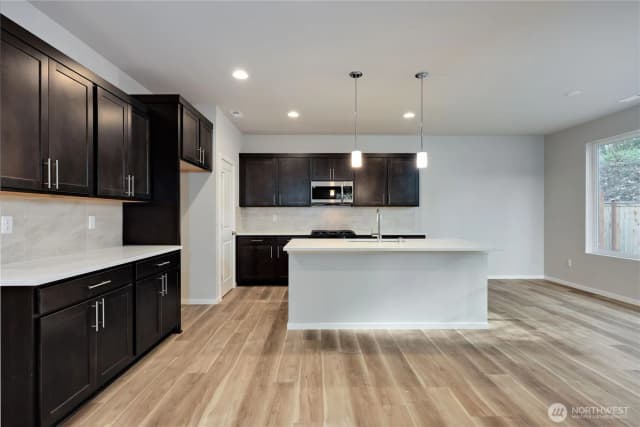 Property photo for 216 Ne Shadowhawk Lane, Bremerton photo 5