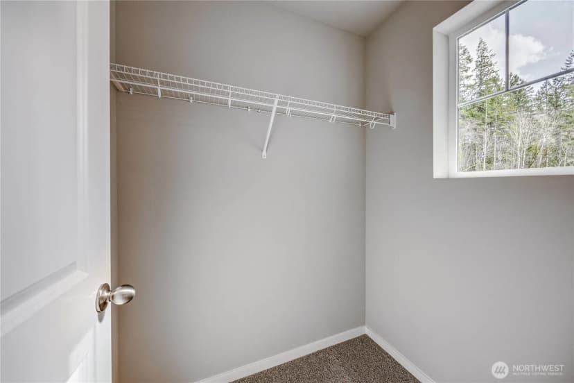 Property photo for 128 Ne Shadowhawk Lane, Bremerton photo 33