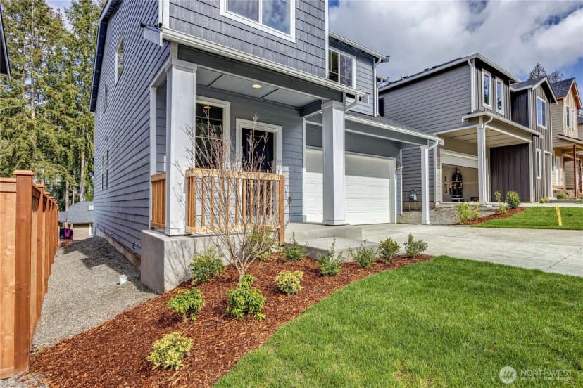 Property photo for 128 Ne Shadowhawk Lane, Bremerton
