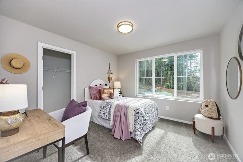 Property photo for 128 Ne Shadowhawk Lane, Bremerton photo 32