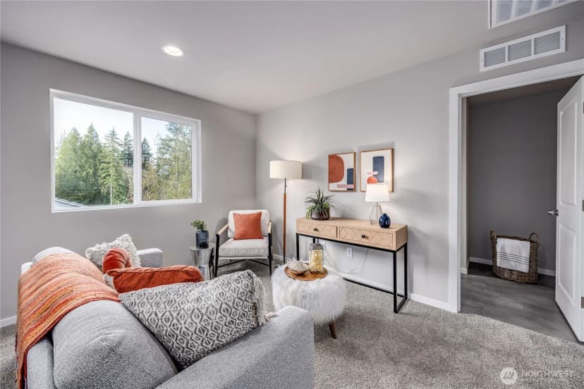 Property photo for 128 Ne Shadowhawk Lane, Bremerton photo 21