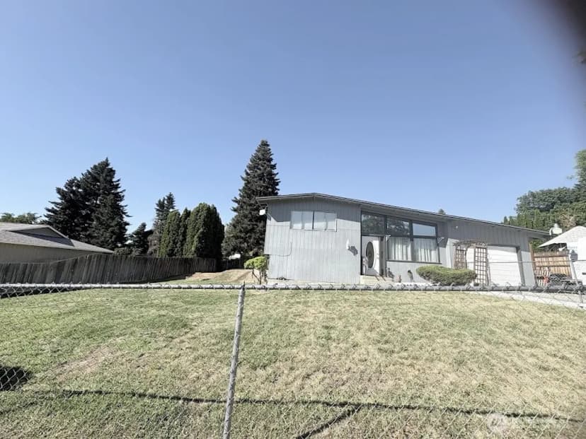 Property photo for 1723 Ne 7th Street, East Wenatchee photo 34