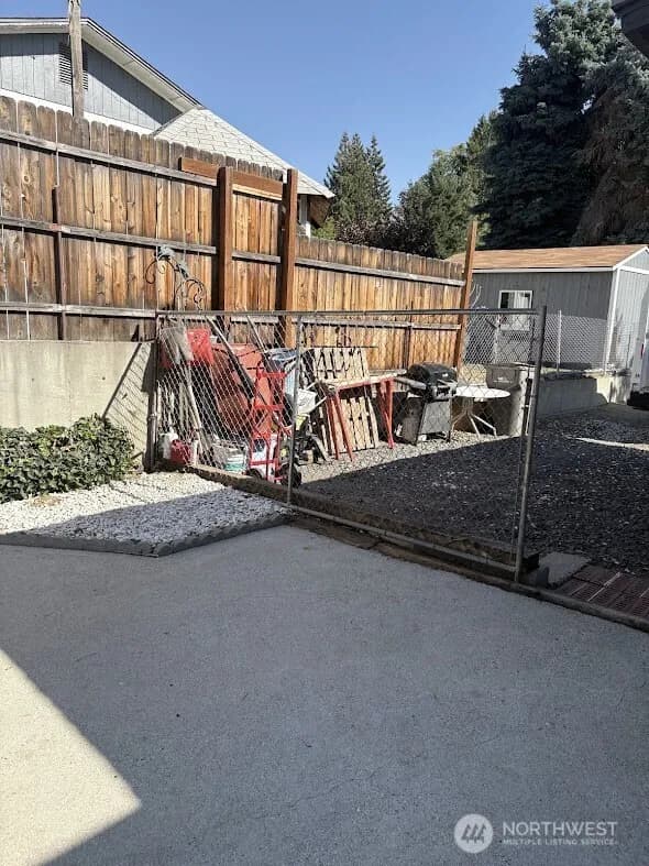 Property photo for 1723 Ne 7th Street, East Wenatchee photo 32