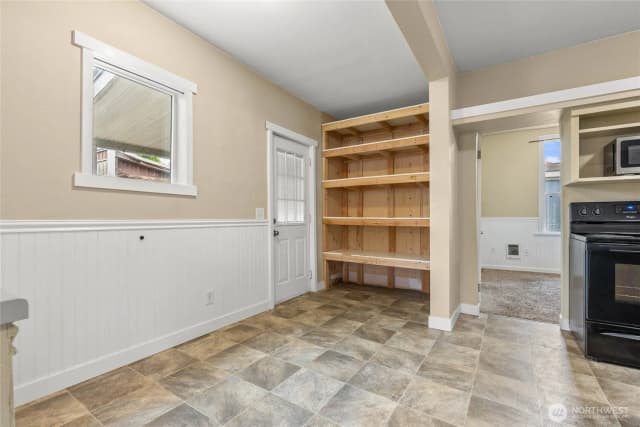 Property photo for 222 Emery Avenue S, South Prairie photo 3