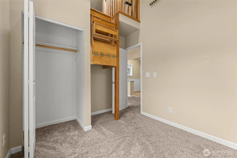 Property photo for 222 Emery Avenue S, South Prairie photo 27