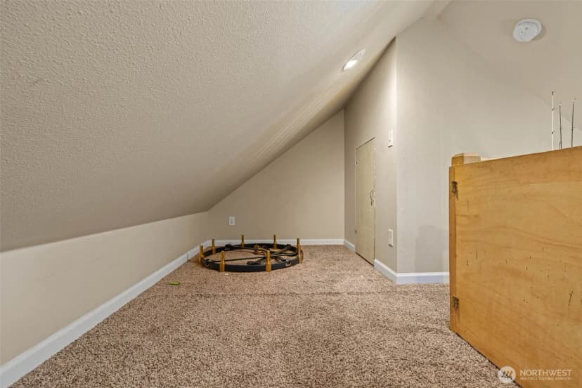 Property photo for 222 Emery Avenue S, South Prairie photo 29