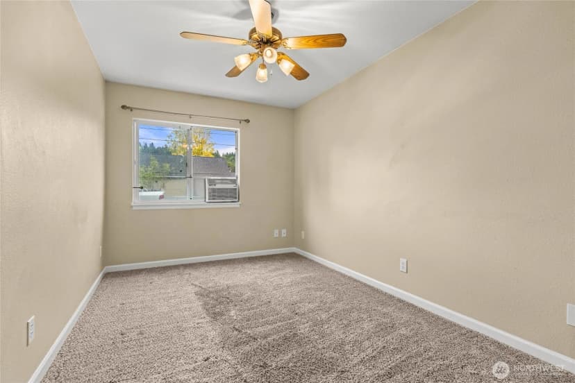 Property photo for 222 Emery Avenue S, South Prairie photo 24