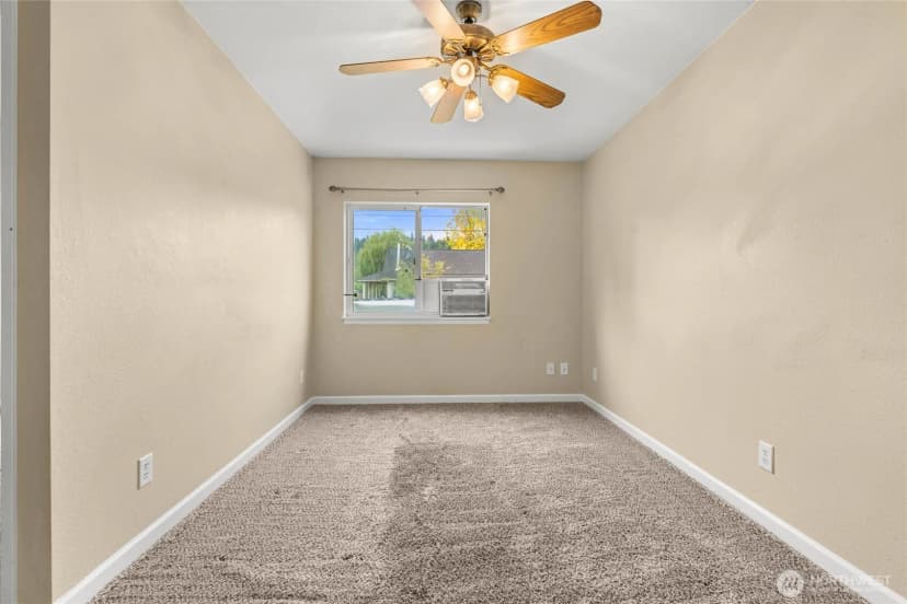 Property photo for 222 Emery Avenue S, South Prairie photo 23