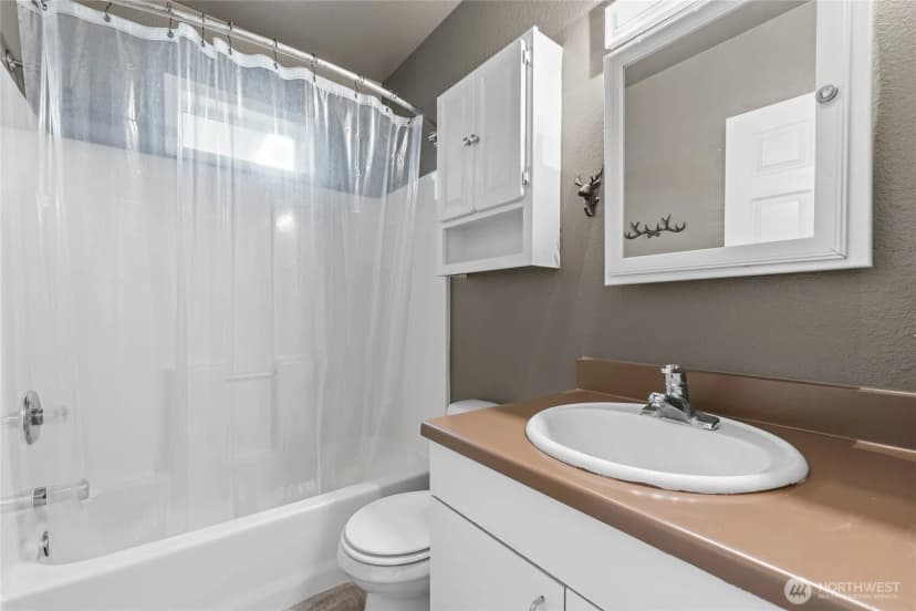 Property photo for 222 Emery Avenue S, South Prairie photo 25