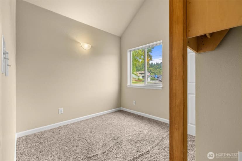 Property photo for 222 Emery Avenue S, South Prairie photo 26