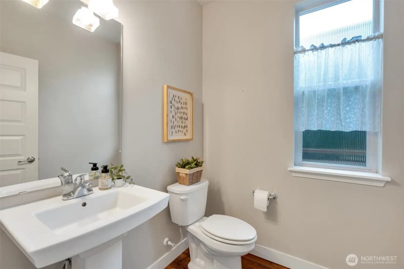 Property photo for 1003 Sw 339th Street, Federal Way photo 16