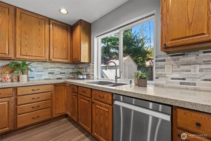 Property photo for 5125 150th Place Se, Everett photo 19