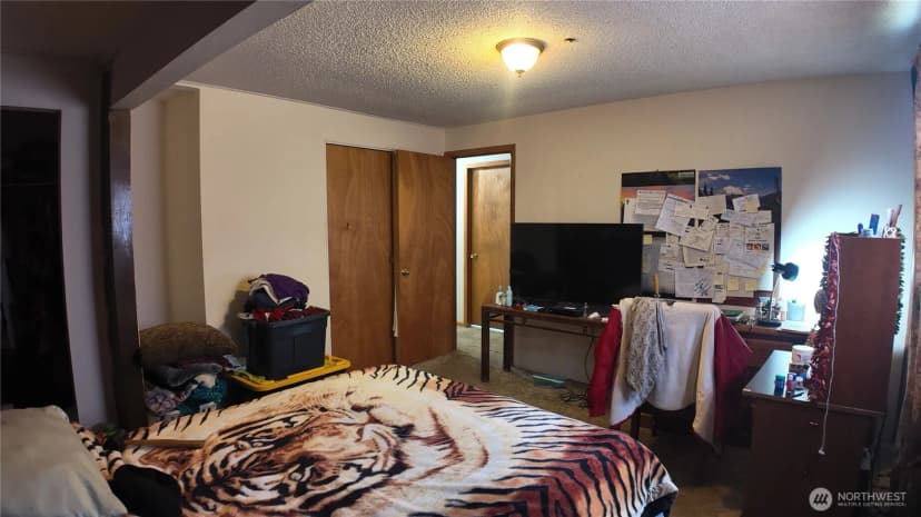 Property photo for 4935 30th Avenue S, Seattle photo 17