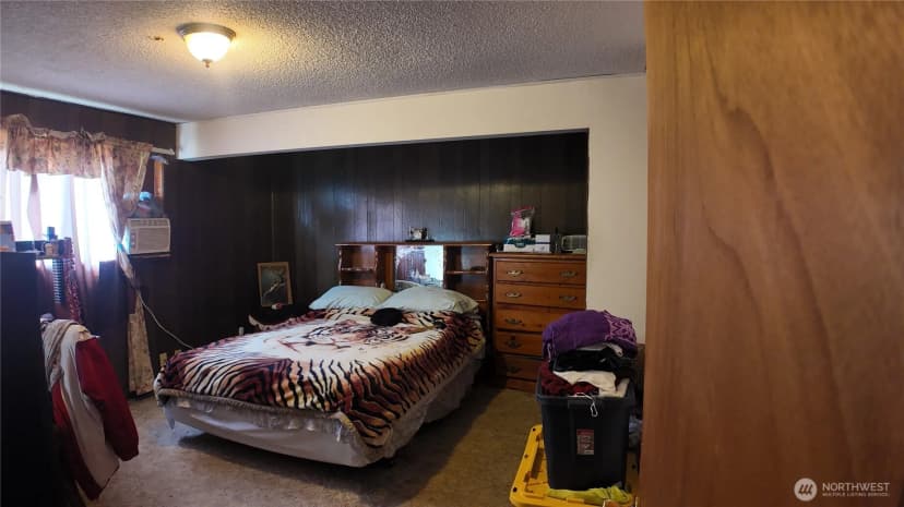 Property photo for 4935 30th Avenue S, Seattle photo 16