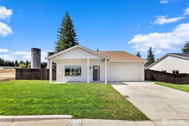 Property photo for 301 Cap Avenue, Winlock
