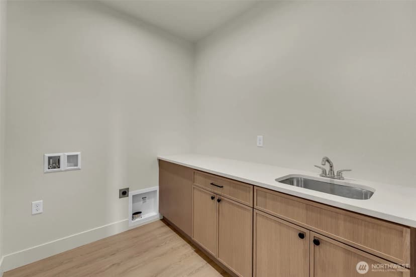 Property photo for 301 Cap Avenue, Winlock photo 34