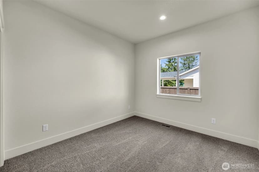 Property photo for 301 Cap Avenue, Winlock photo 32