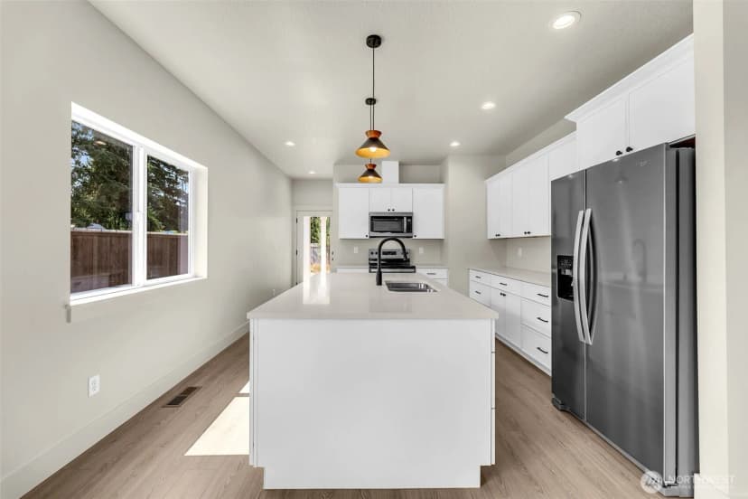 Property photo for 313 Cap Avenue, Winlock photo 9