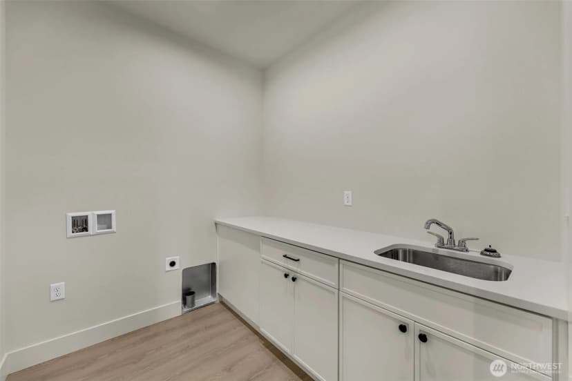 Property photo for 313 Cap Avenue, Winlock photo 30