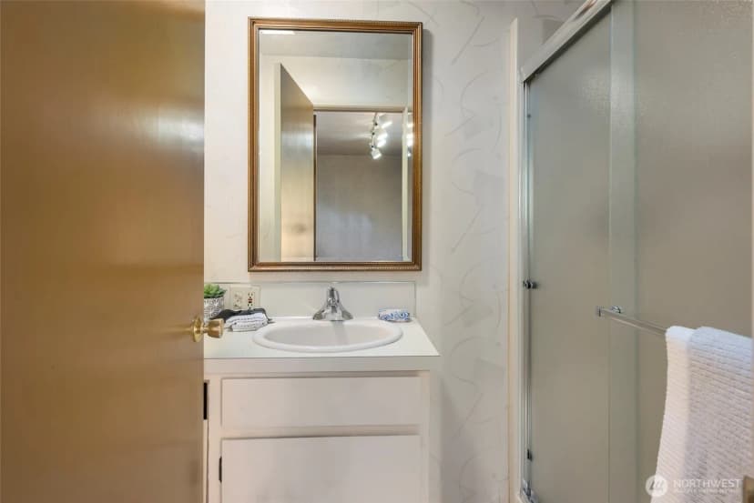 Property photo for 14449 Jura Lane, Anacortes photo 25