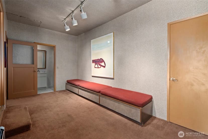Property photo for 14449 Jura Lane, Anacortes photo 24