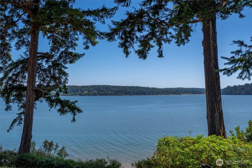 Property photo for 14449 Jura Lane, Anacortes photo 4