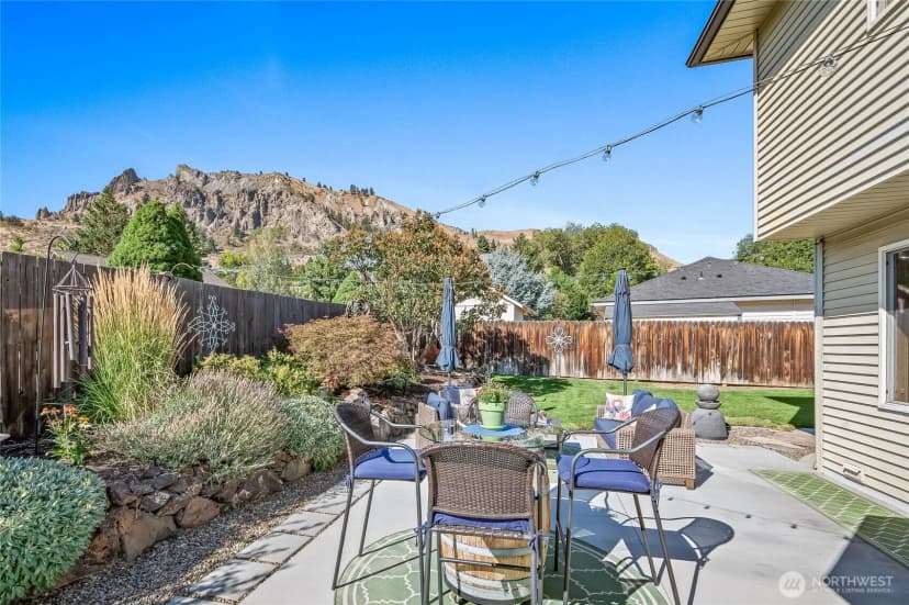 Property photo for 1232 Gossman Lane, Wenatchee photo 37