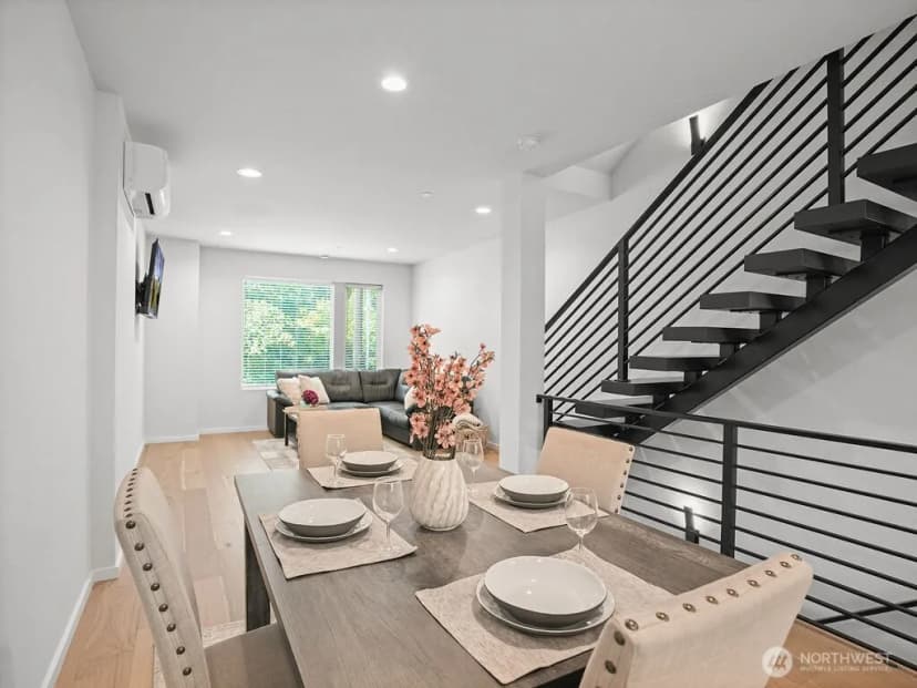 Property photo for 17338 Bothell Way Ne #e, Bothell photo 8