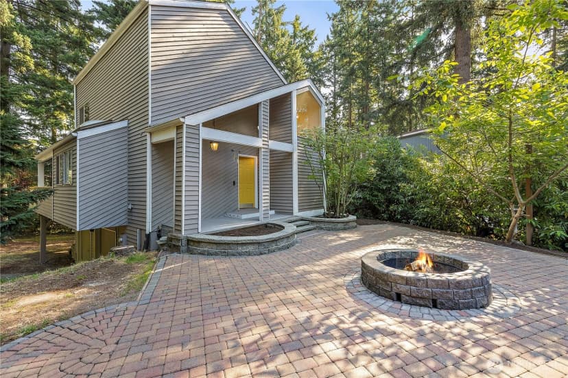 Property photo for 21911 4th Avenue Se, Bothell photo 28